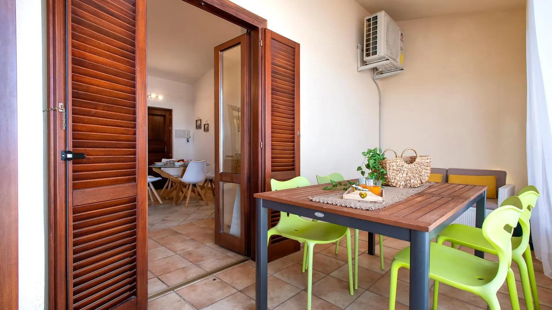 Suite House San Teodoro Center 0*, San Teodoro (Sardinia)