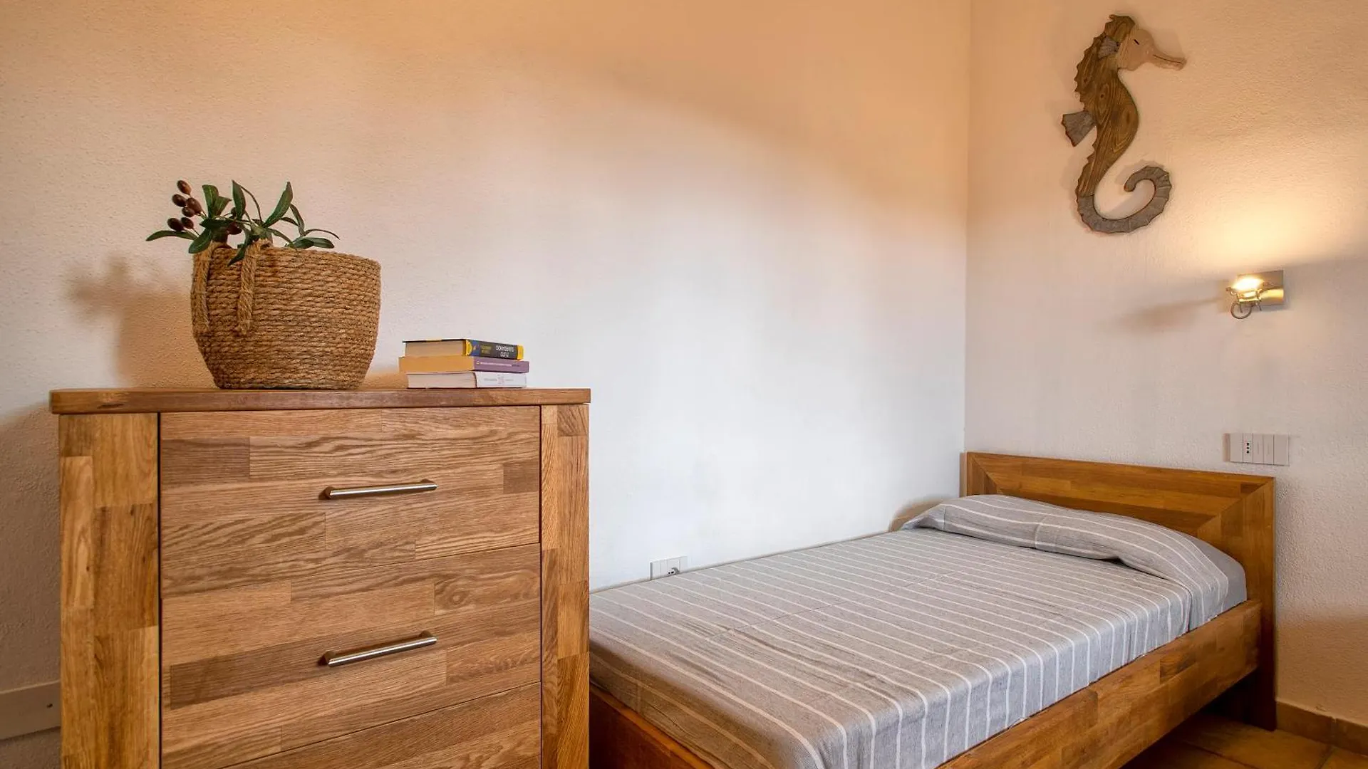 Suite House San Teodoro Center
